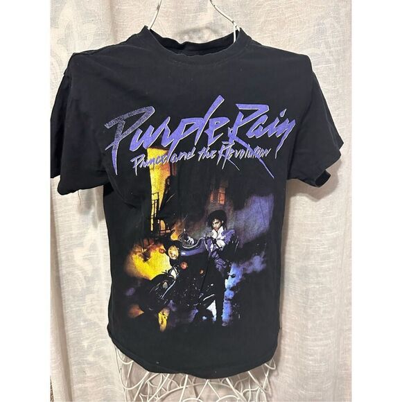 Purple Rain Other - Nice PRINCE PURPLE RAIN COVER T-SHIRT SIZE SMALL Good Condition